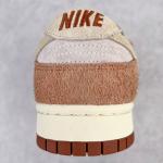 Nike Dunk Low "Medium Curry"