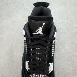 Air Jordan 4 "White Thunder"