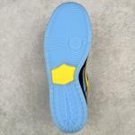 Nike SB Dunk Low x The Powerpuff Girls "Bubbles"