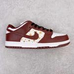 Nike SB Dunk Low x Supreme "Barkroot Brown"