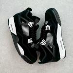 Air Jordan 4 "White Thunder"