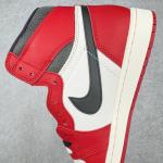 Air Jordan 1 High Chicago "Lost and Found"