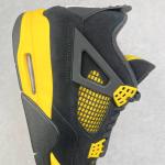 Air Jordan 4 "Thunder"
