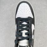 Nike Dunk Low "Black Panda"